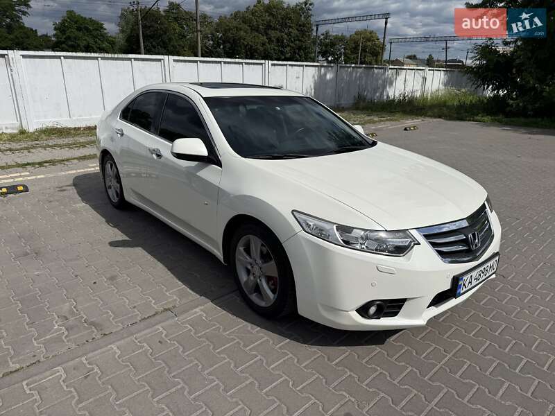 Седан Honda Accord 2011 в Ирпене