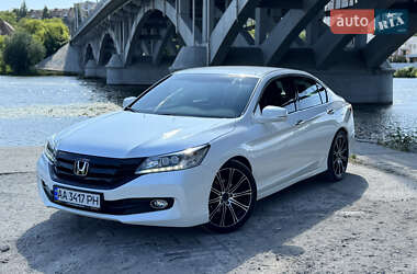 Седан Honda Accord 2015 в Виннице