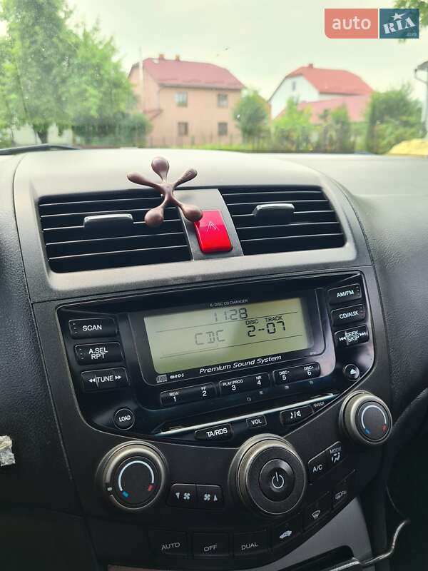 Седан Honda Accord 2006 в Львові