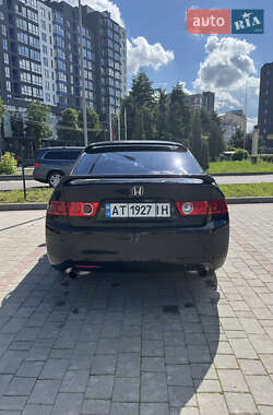 Седан Honda Accord 2004 в 