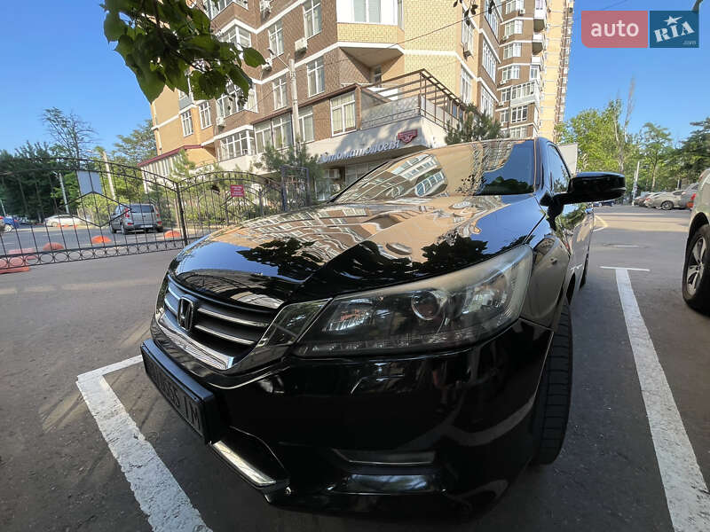 Седан Honda Accord 2013 в Одесі