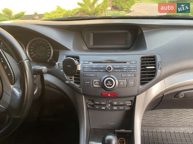 Седан Honda Accord 2008 в Киеве