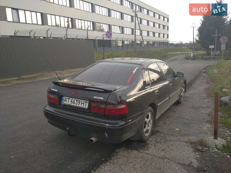 Седан Honda Accord 1997 в Долине
