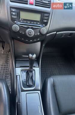 Седан Honda Accord 2006 в 