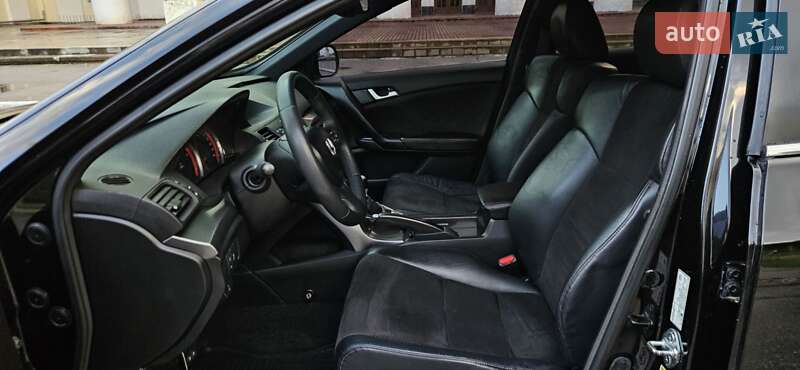 Седан Honda Accord 2012 в Желтых Водах
