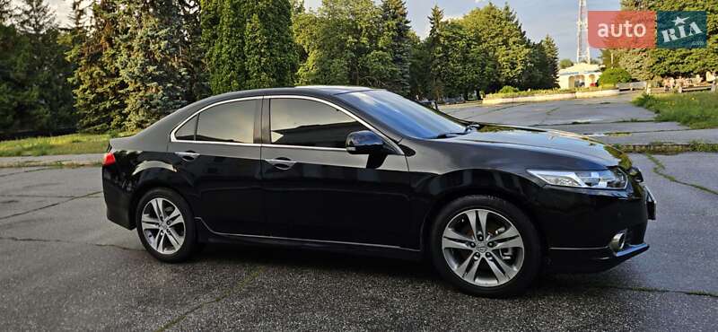 Седан Honda Accord 2012 в Желтых Водах