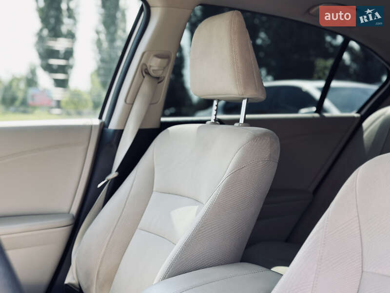 Седан Honda Accord 2015 в Кременчуге
