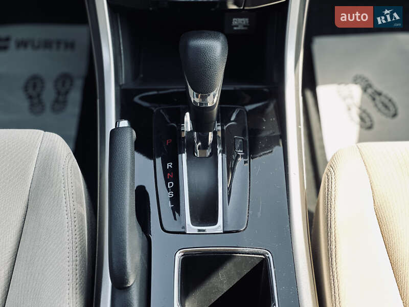 Седан Honda Accord 2015 в Кременчуге
