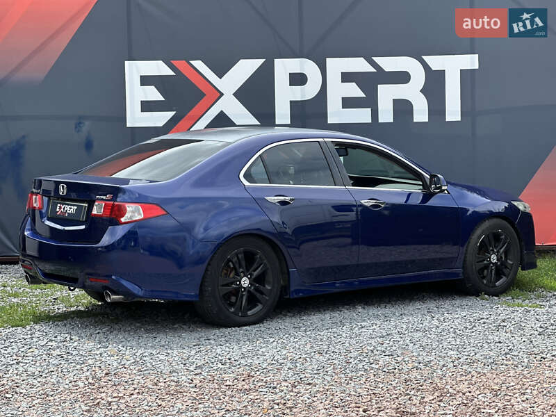Седан Honda Accord 2010 в Львове