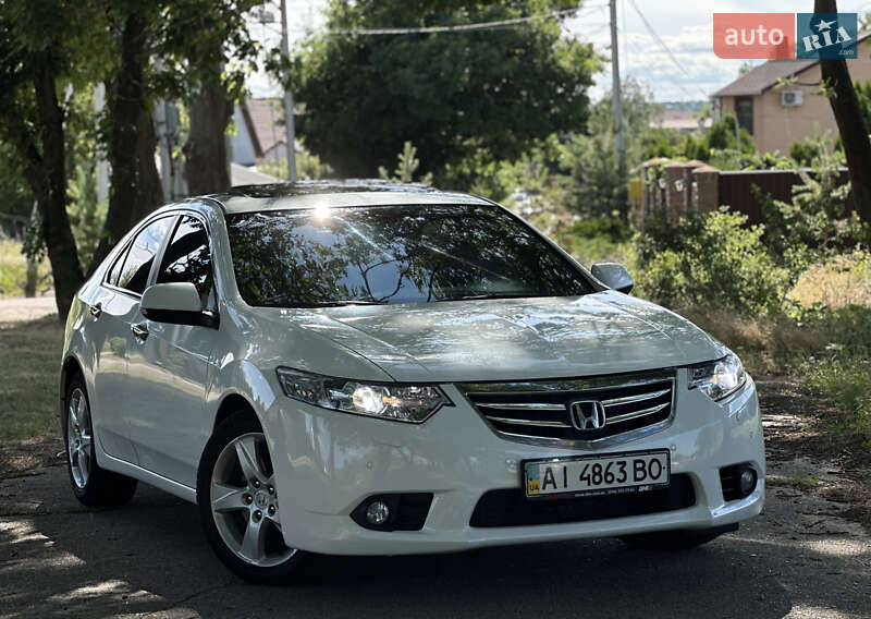 Седан Honda Accord 2012 в Кропивницком
