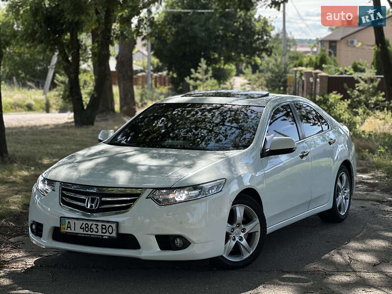 Седан Honda Accord 2012 в Кропивницком