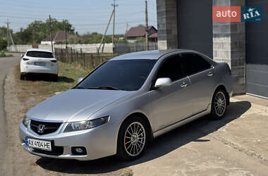 Седан Honda Accord 2004 в 