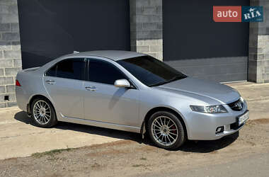 Седан Honda Accord 2004 в 