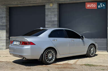 Седан Honda Accord 2004 в 