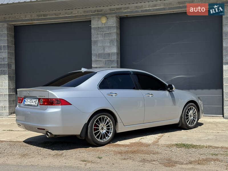 Седан Honda Accord 2004 в Харькове