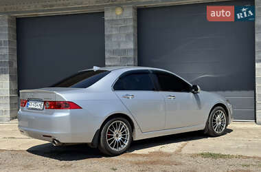 Седан Honda Accord 2004 в 