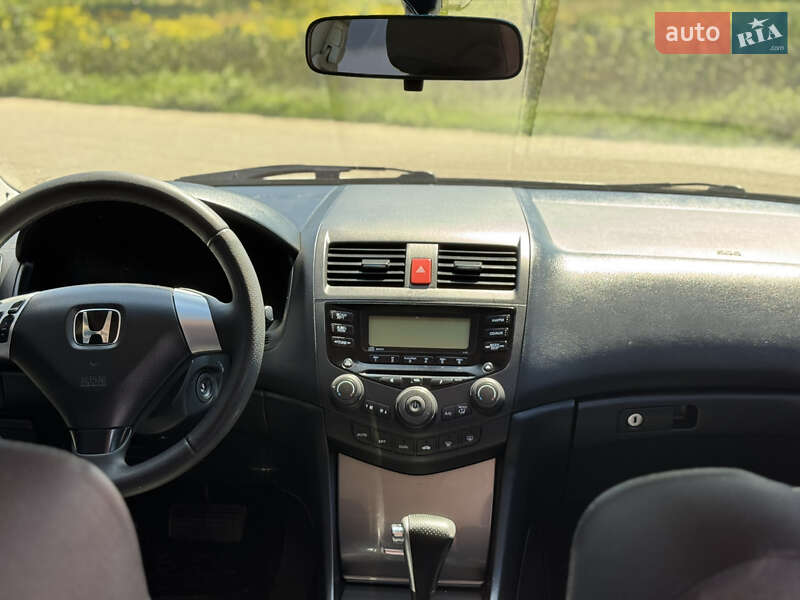 Седан Honda Accord 2004 в Харькове