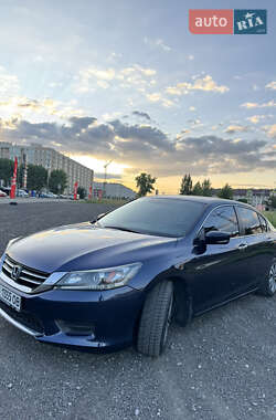 Седан Honda Accord 2015 в Софиевской Борщаговке