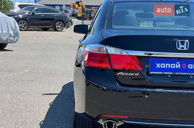 Седан Honda Accord 2013 в 