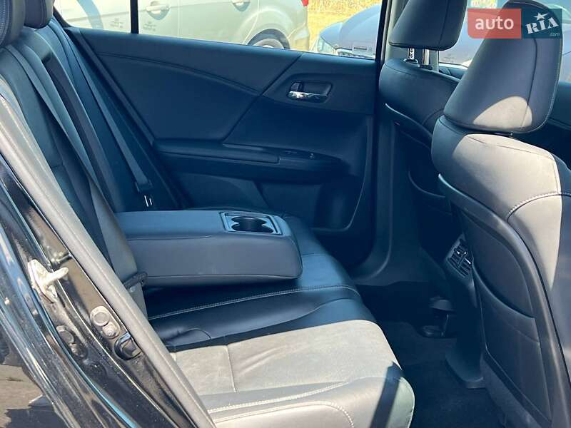 Седан Honda Accord 2013 в Одессе