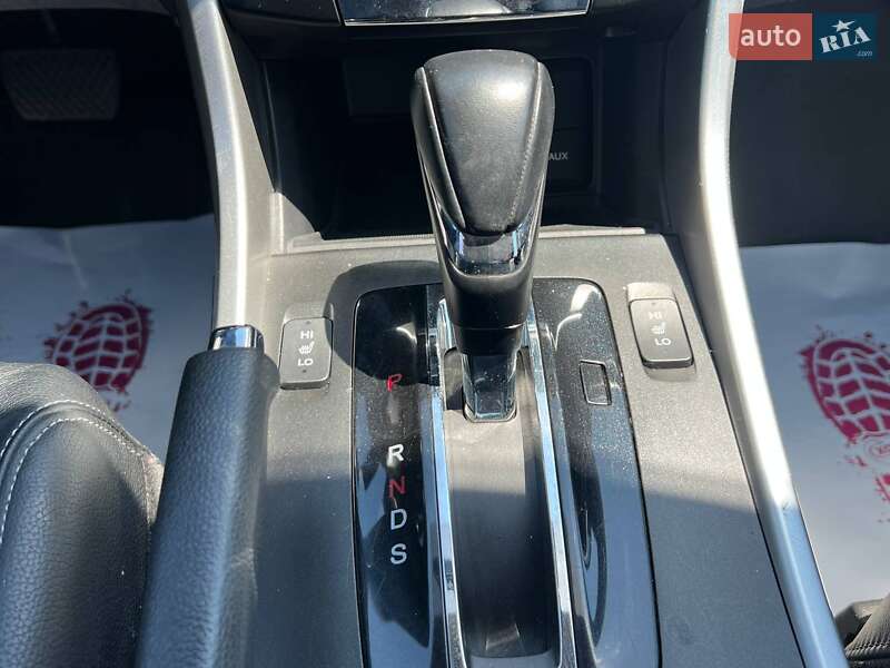 Седан Honda Accord 2013 в Одессе