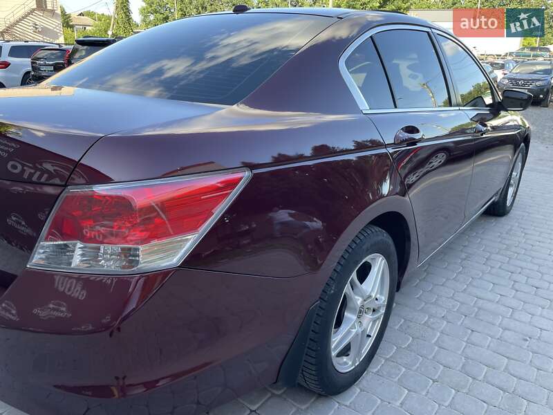 Седан Honda Accord 2008 в Виннице