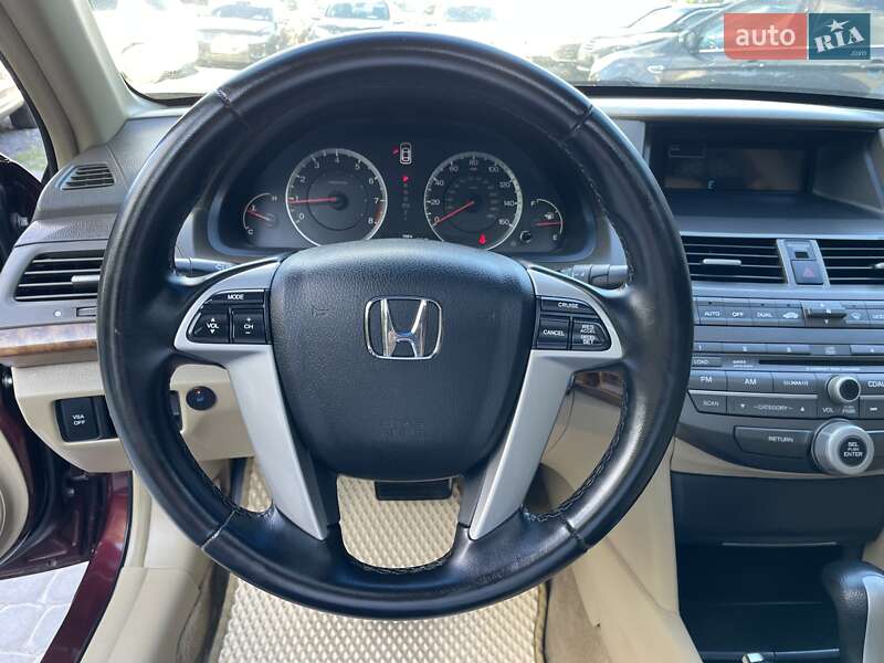 Седан Honda Accord 2008 в Виннице