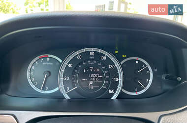 Седан Honda Accord 2015 в 