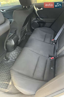 Седан Honda Accord 2011 в 