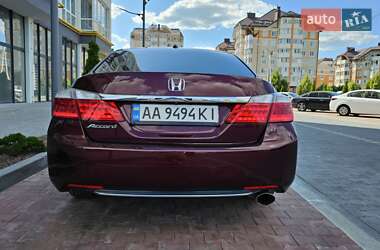 Седан Honda Accord 2014 в 