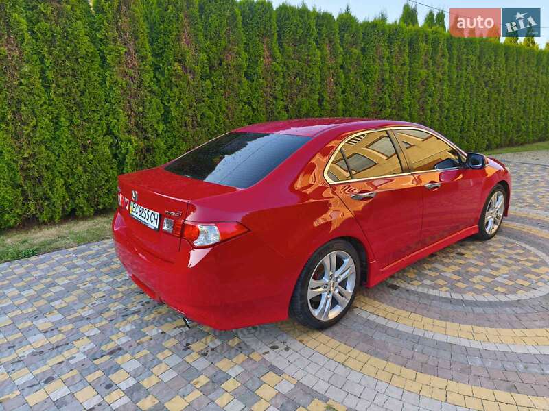 Седан Honda Accord 2010 в Стрию