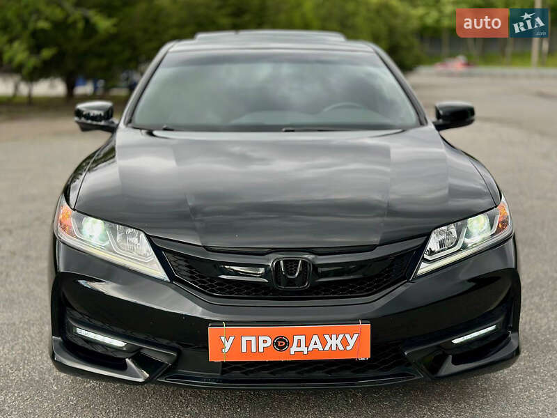 Купе Honda Accord 2016 в Днепре