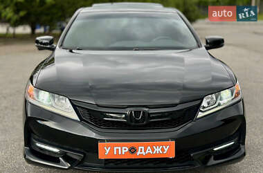 Купе Honda Accord 2016 в 