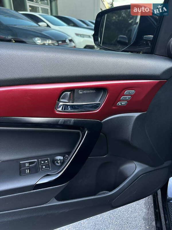 Купе Honda Accord 2016 в Днепре