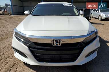 Седан Honda Accord 2018 в 