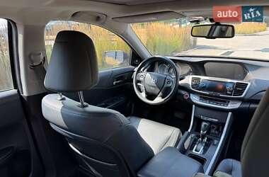Седан Honda Accord 2013 в 