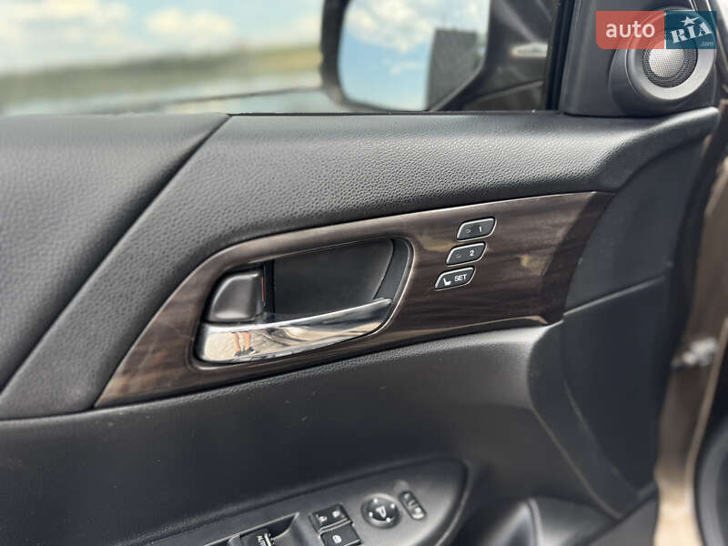 Седан Honda Accord 2017 в Киеве