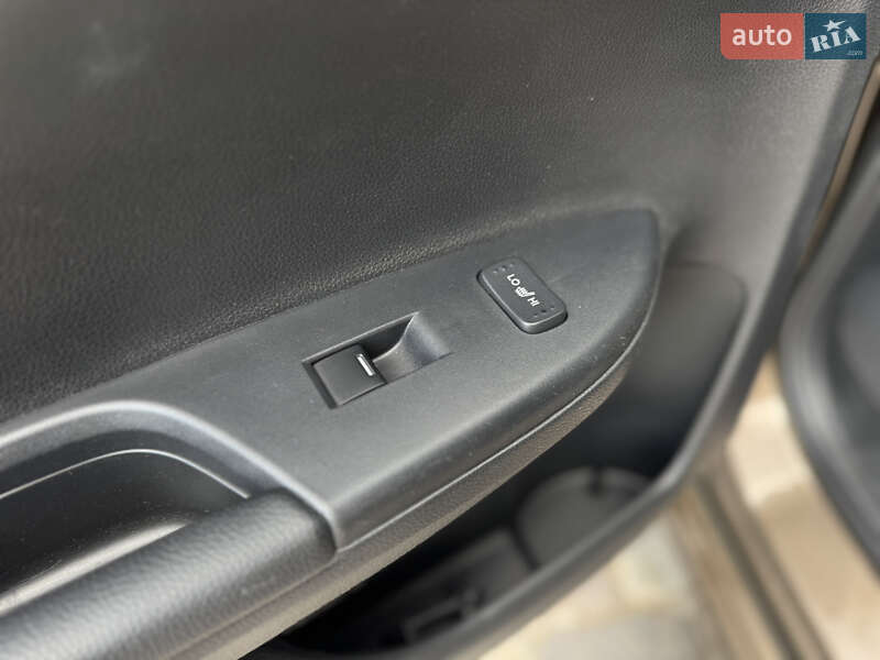 Седан Honda Accord 2017 в Киеве