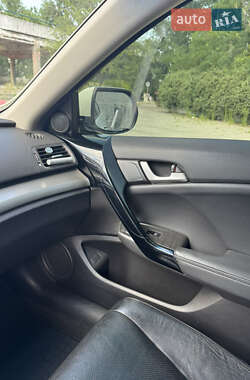 Седан Honda Accord 2010 в 
