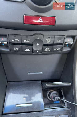 Седан Honda Accord 2010 в 