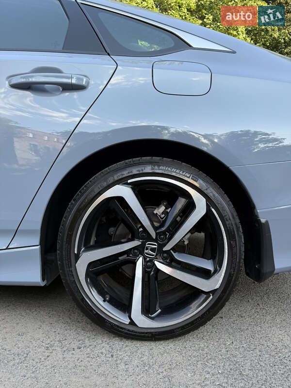Седан Honda Accord 2022 в Одессе