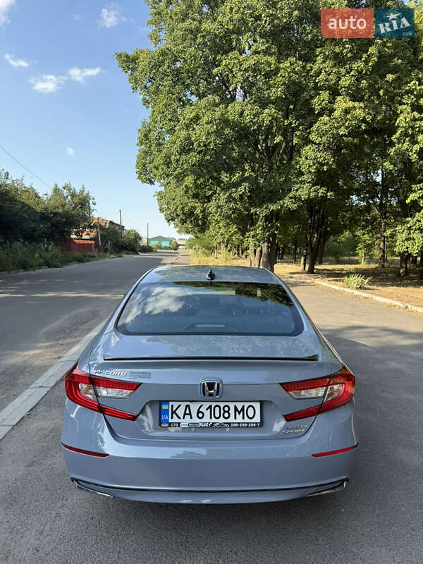 Седан Honda Accord 2022 в Одессе