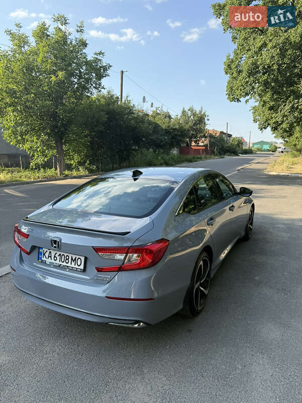 Седан Honda Accord 2022 в Одессе