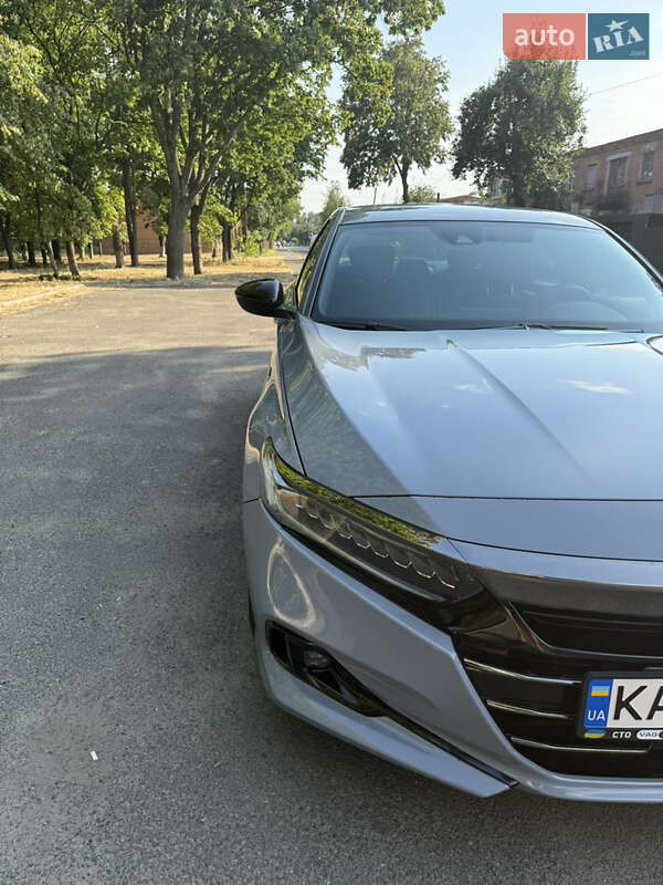 Седан Honda Accord 2022 в Одессе