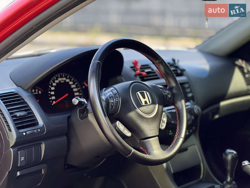 Седан Honda Accord 2006 в Киеве