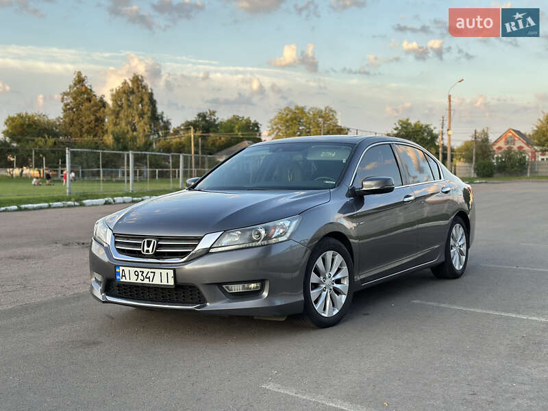 Седан Honda Accord 2014 в Прилуках