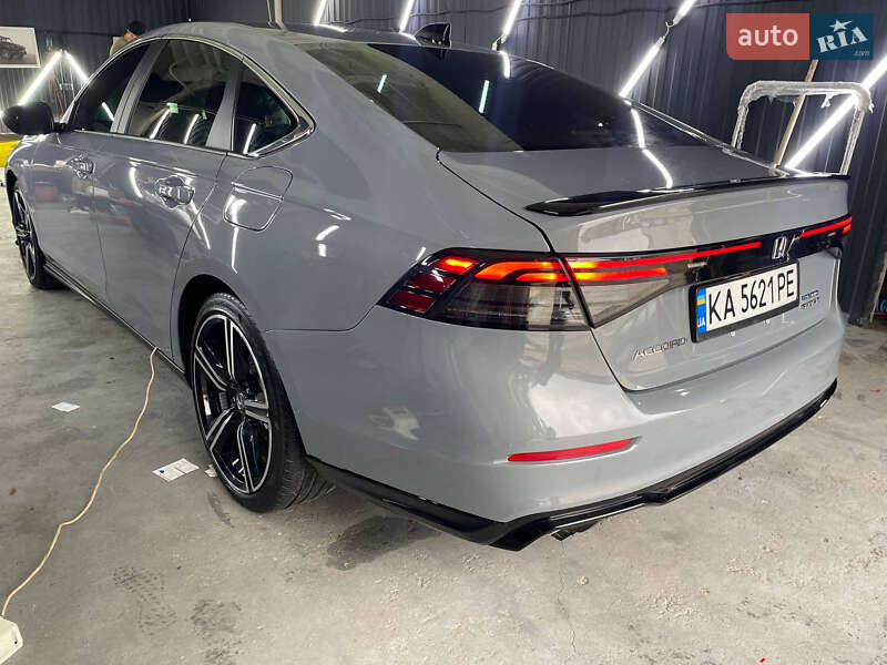 Седан Honda Accord 2023 в Києві