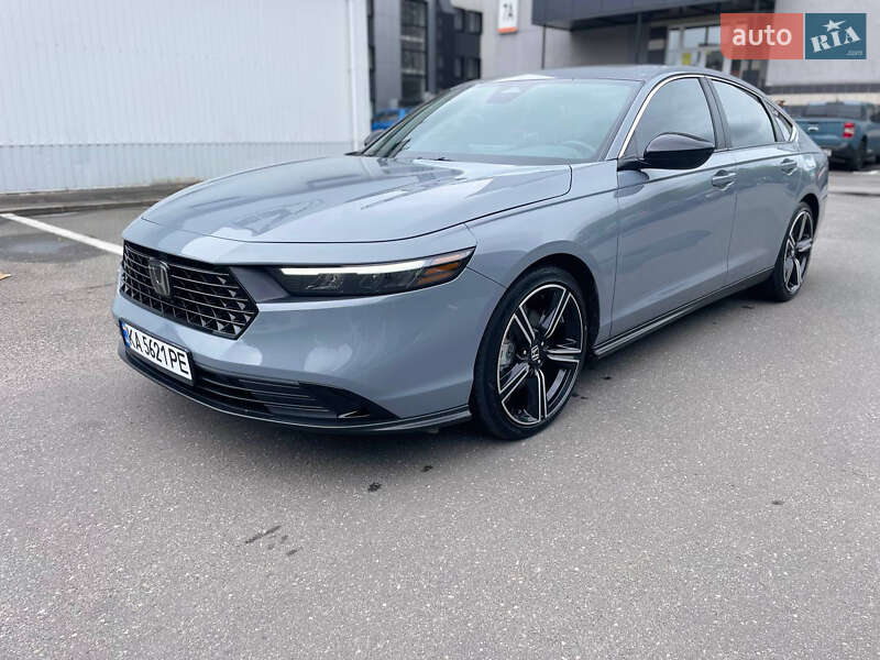 Седан Honda Accord 2023 в Києві