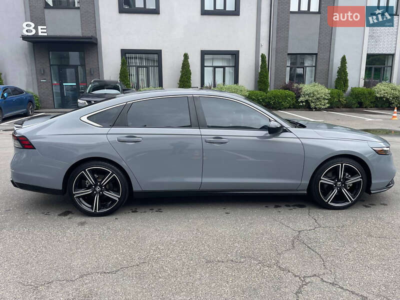Седан Honda Accord 2023 в Києві