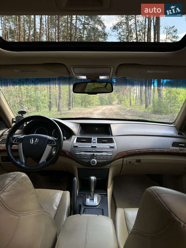 Седан Honda Accord 2008 в Ирпене